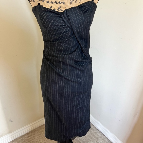 🖤SOLD🖤 Dolce & Gabbana DRESS STRETCH PINSTRIPE BUILTIN CORSET size 40 US 4 - Picture 4 of 16